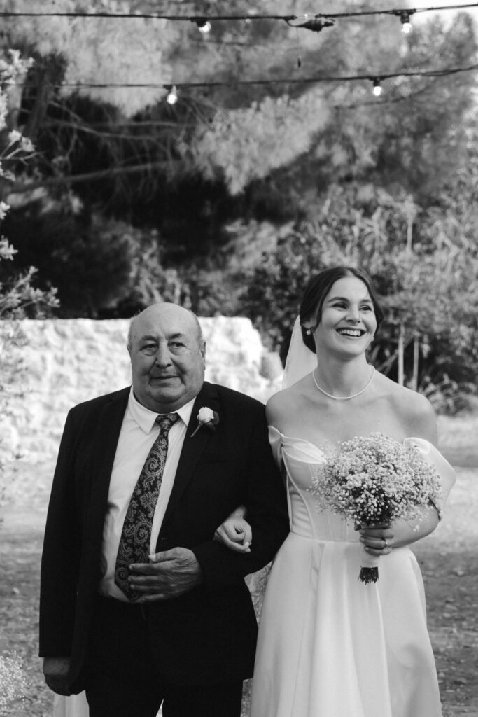 braut mit opa bei der hochzeit